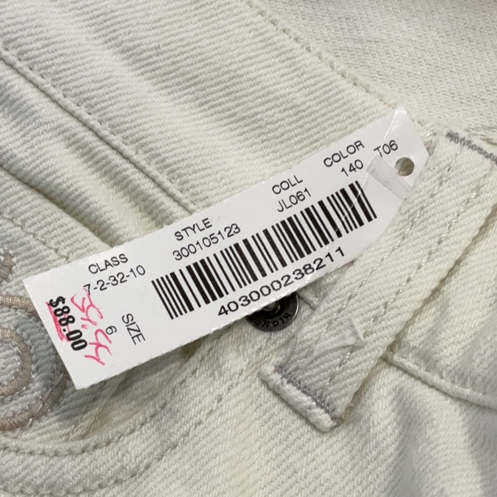 White House Black Market denim jeans. New! - Picture 10 of 13
